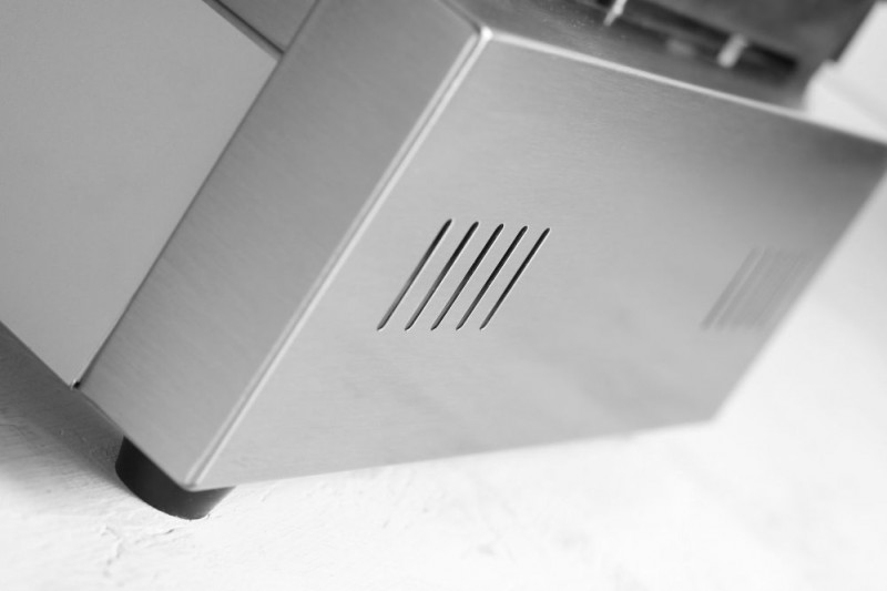 Contactgrill Panini, HENDI, boven en onder geribd, 230V/2200W, 432x396x(H)214mm Contactgrill Panini, HENDI, boven en onder geribd, 230V/2200W, 432x396x(H)214mm