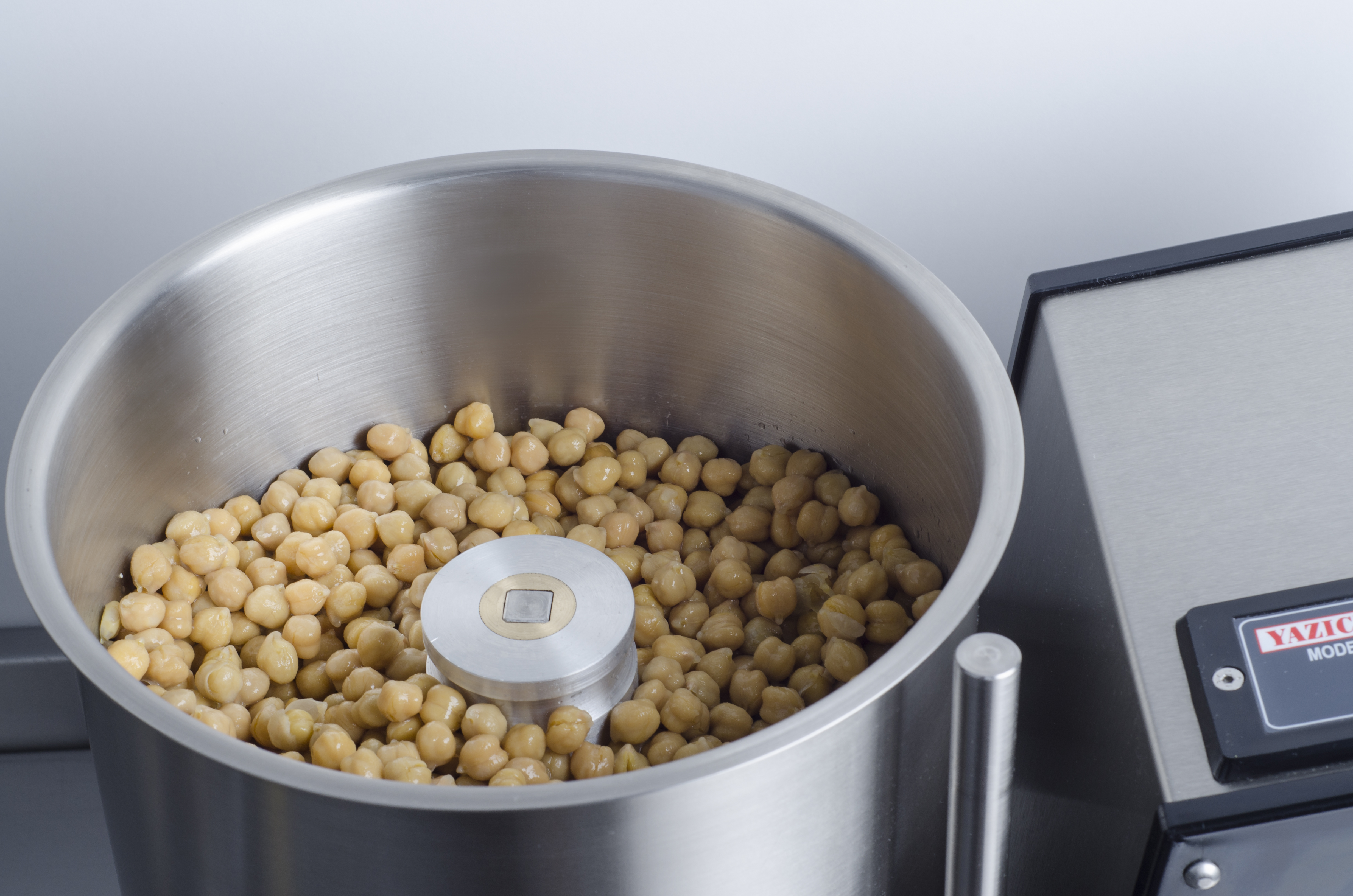 L6BES Cutter (6 liter) L6BES Cutter (6 liter)