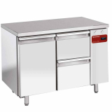 Koeltafel Samengesteld Uit :