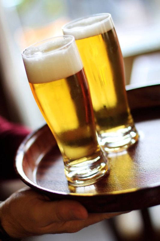 Dienblad woodform, HENDI, Mahonie, ⌀420x(H)30mm Dienblad woodform, HENDI, Mahonie, ⌀420x(H)30mm